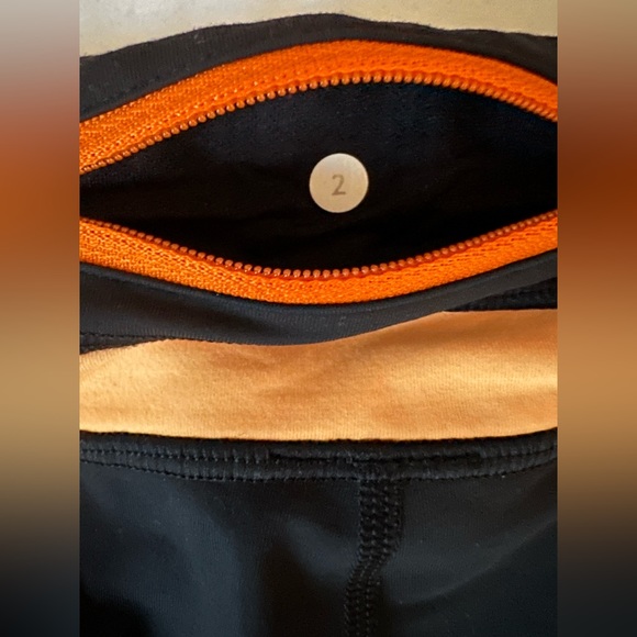 Lululemon Run: Inspire Crop II Black / Creamsicle Pop - Picture 6 of 9